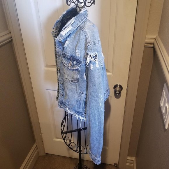 NEW SEXY Premium Monday Distressed Soft Denim Jean Jacket Medium - Picture 6 of 11